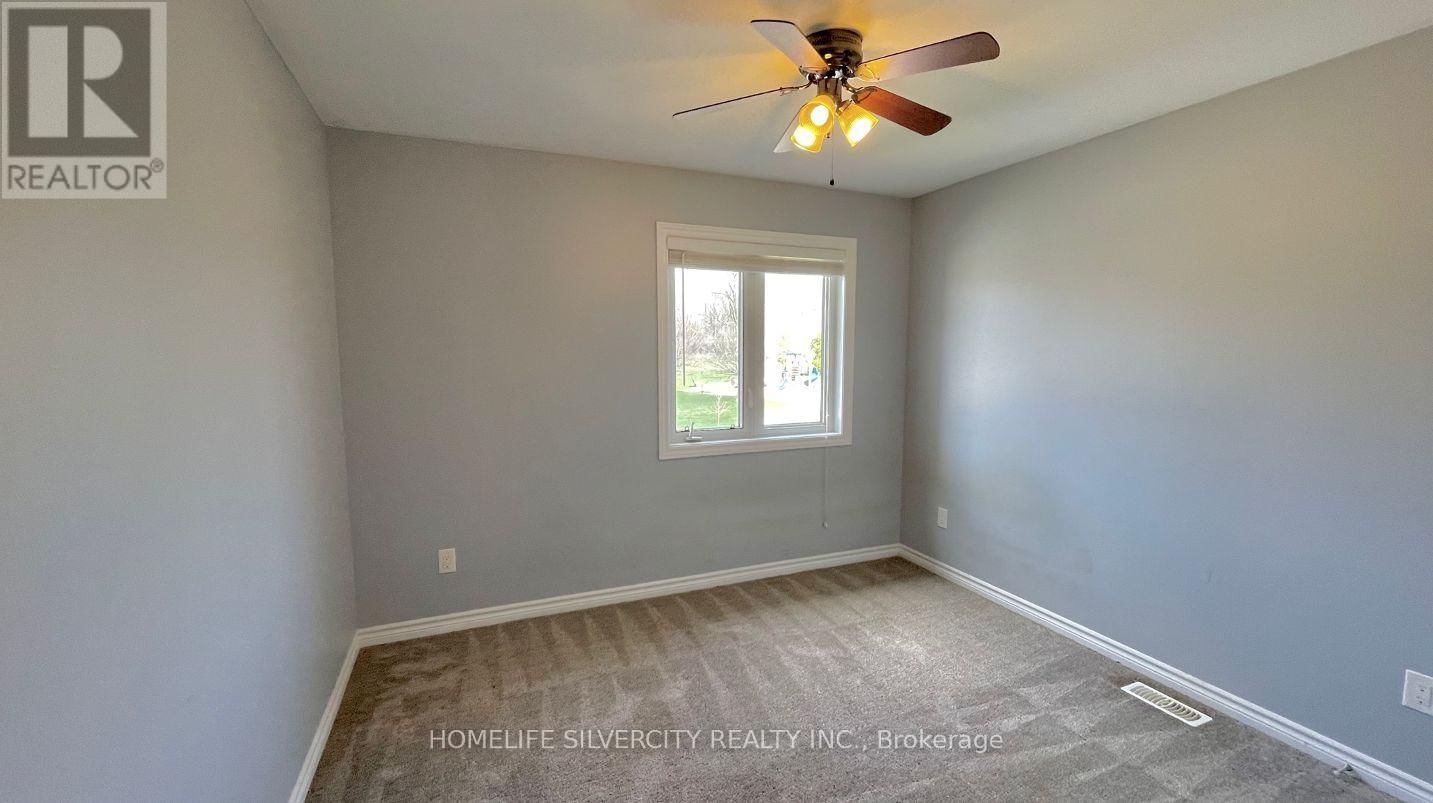 1921 FREDERICK CRESCENT Image 9