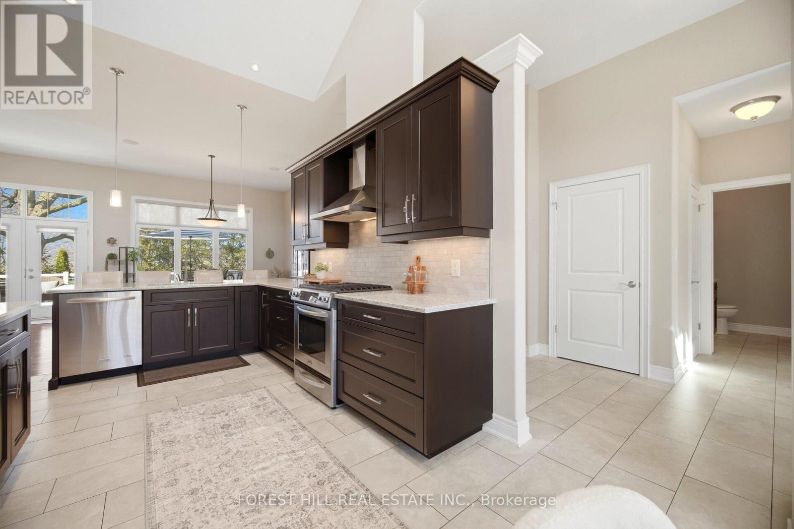 51 STONERIDGE CRESCENT Image 13