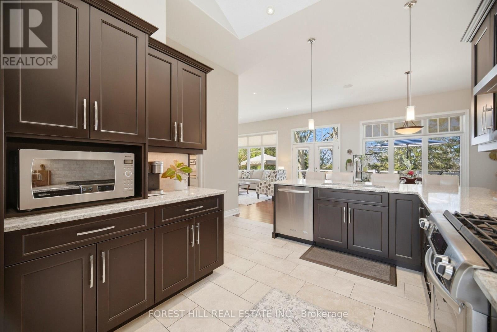 51 STONERIDGE CRESCENT Image 16