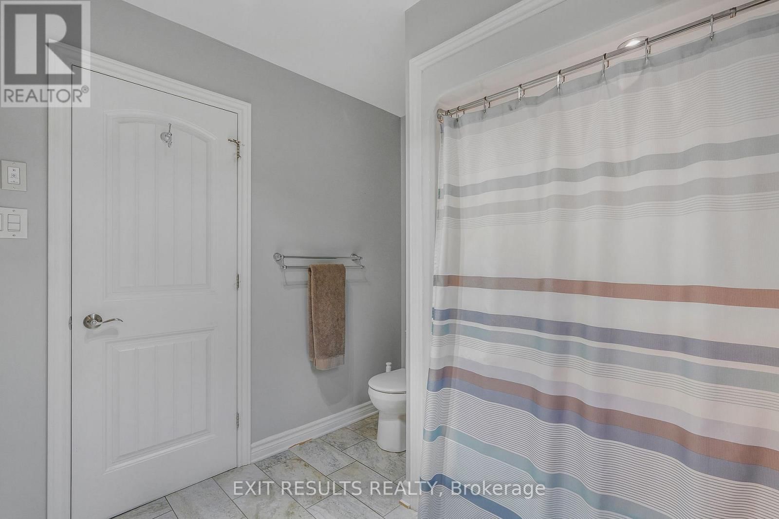 5856 DUNNING ROAD NORTH Image 23