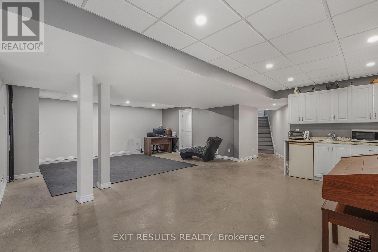 5856 DUNNING ROAD NORTH Image 31