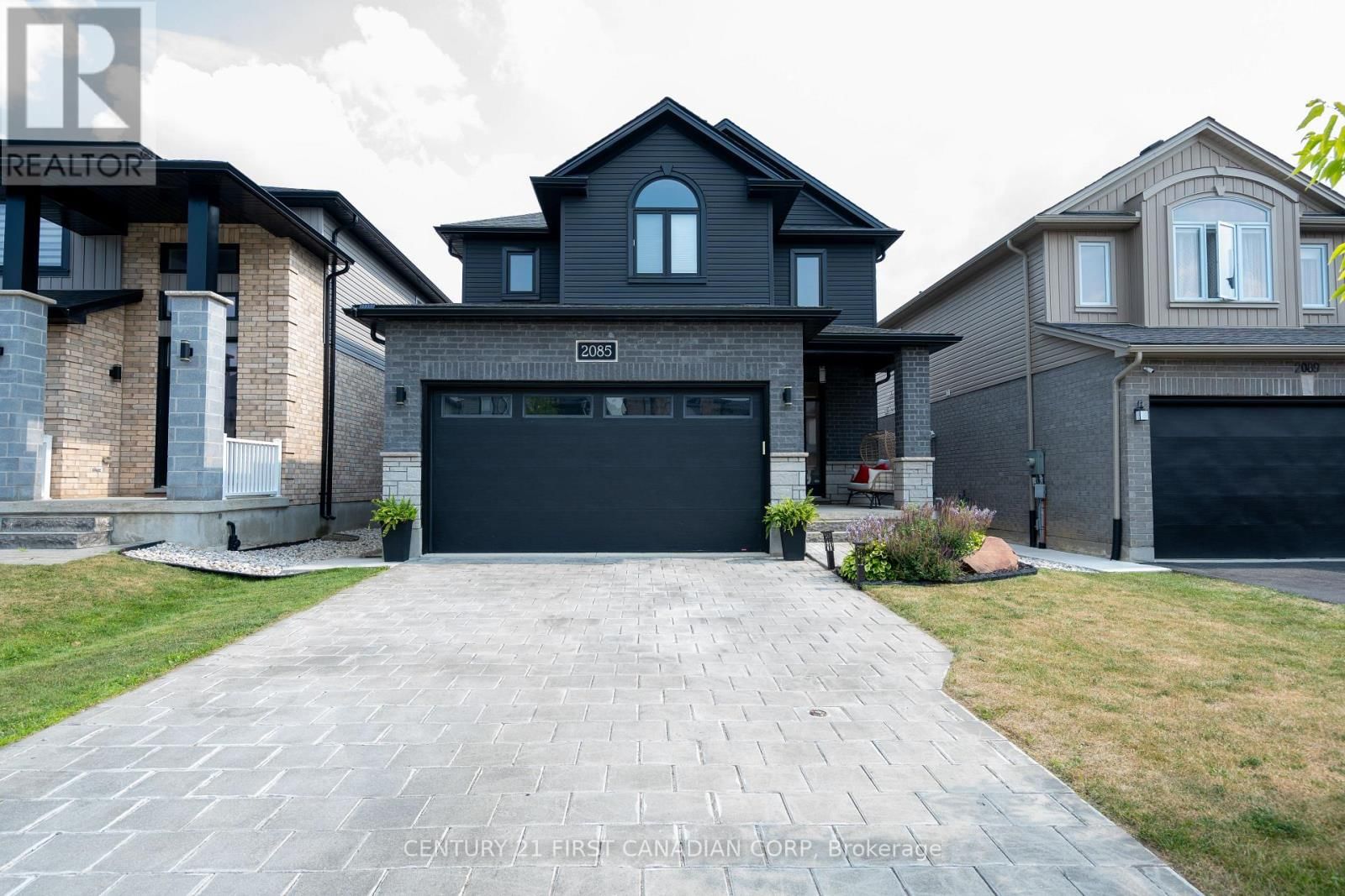 2085 GOUGH AVENUE Image 2