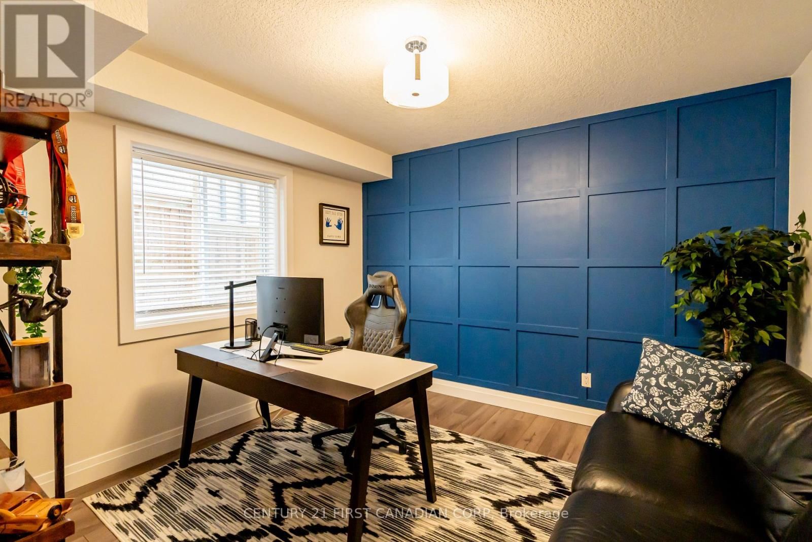 2085 GOUGH AVENUE Image 30