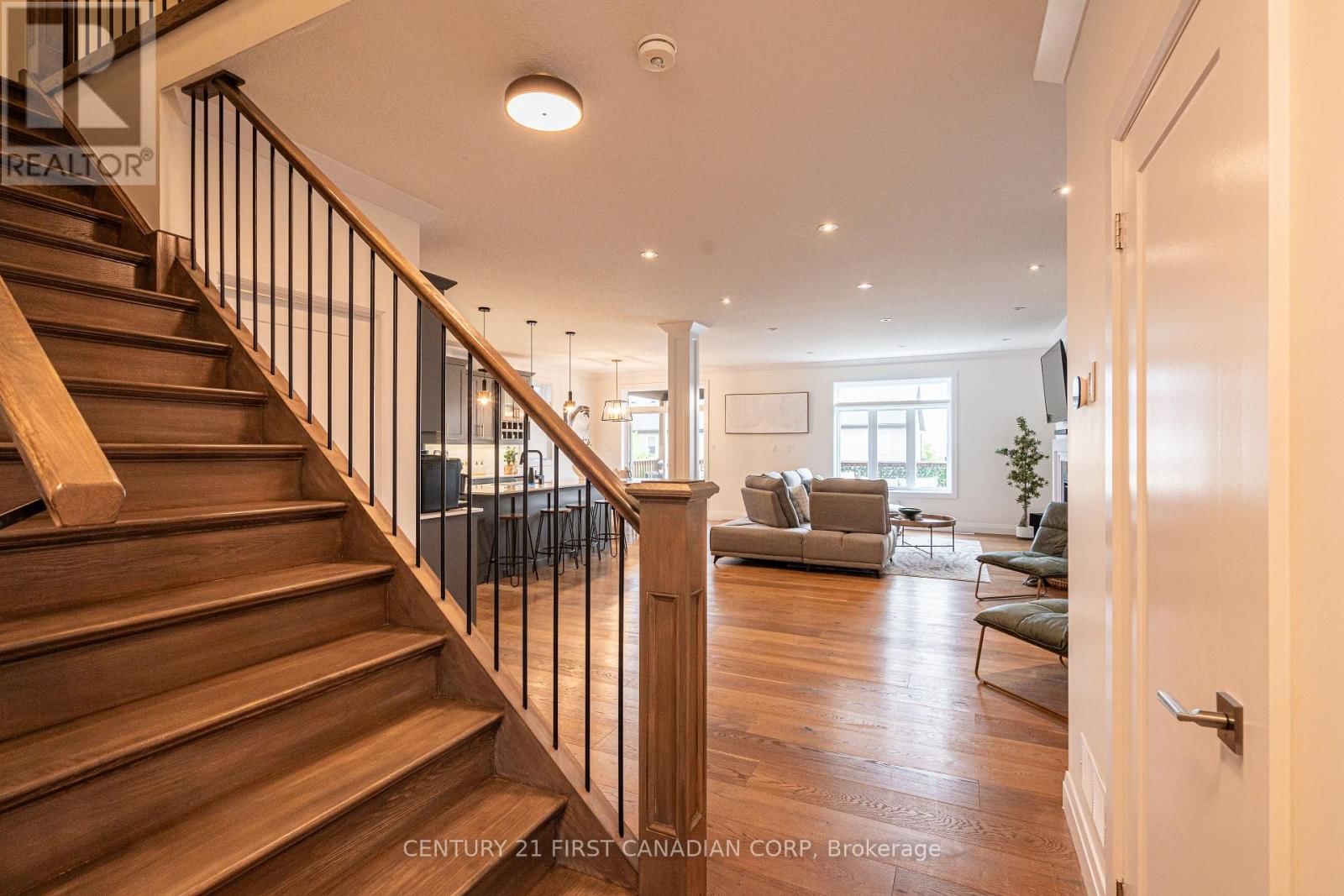 2085 GOUGH AVENUE Image 4