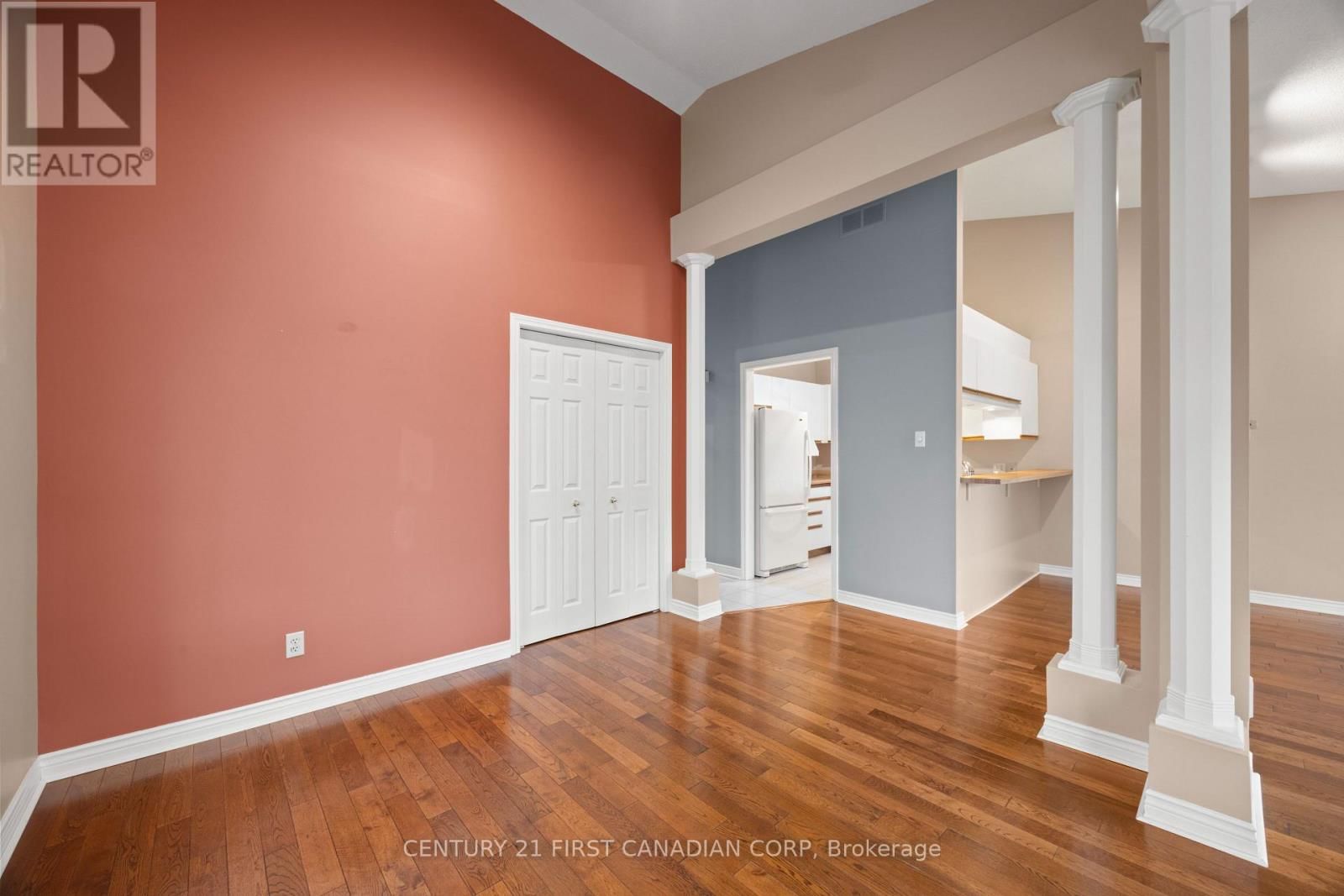 12 - 90 ONTARIO STREET SOUTH Image 15