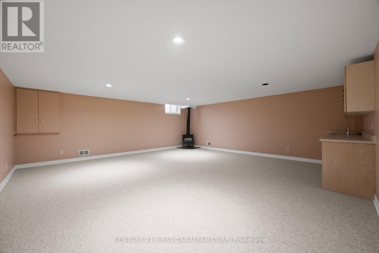 12 - 90 ONTARIO STREET SOUTH Image 26