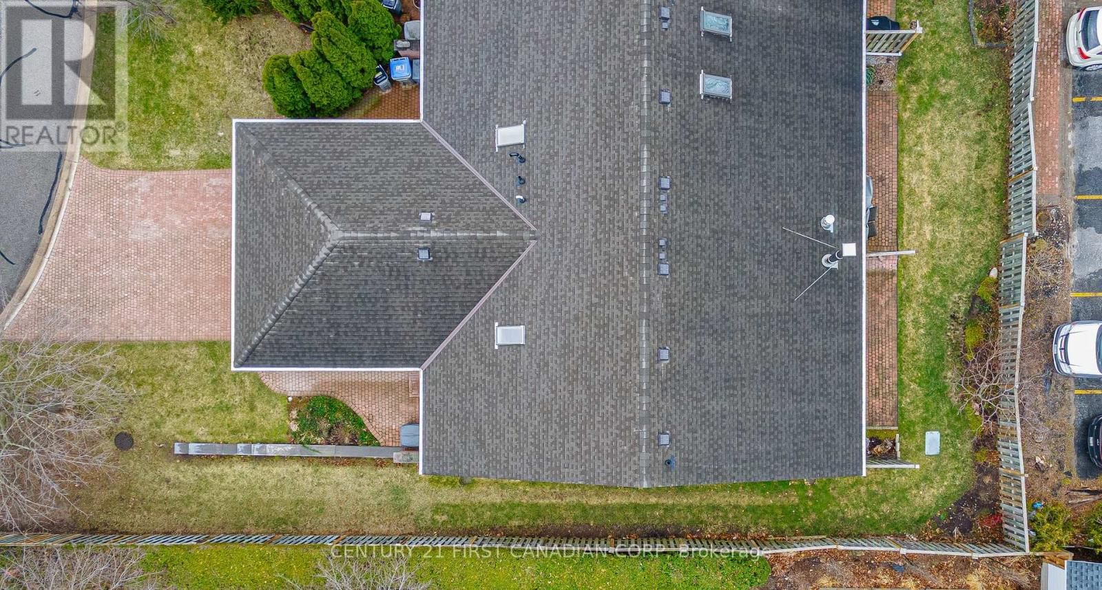 12 - 90 ONTARIO STREET SOUTH Image 42