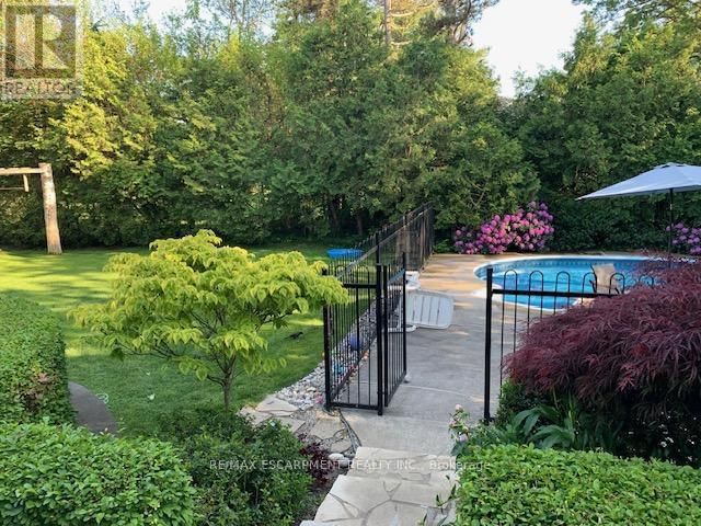 6 SUMMIT CIRCLE Image 45