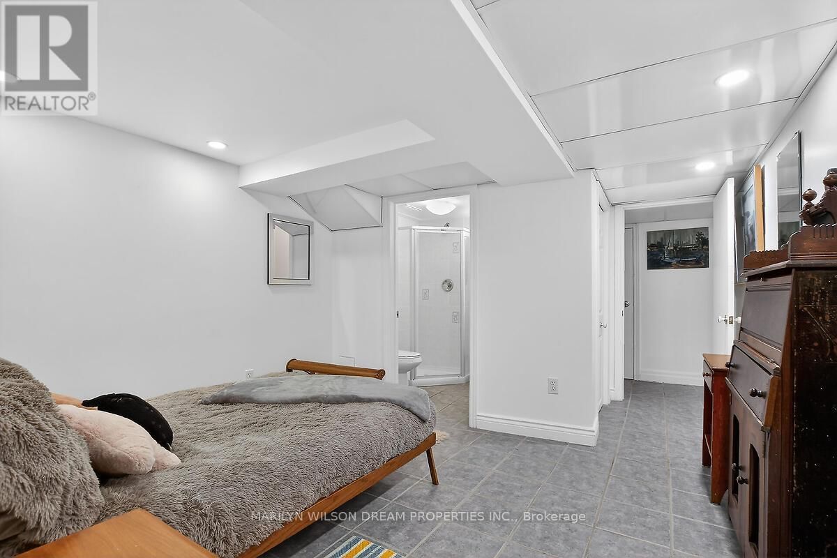 2105 BANGOR STREET Image 40