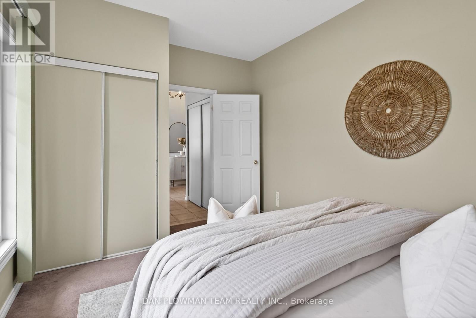 10 SPRINGBANK ROAD Image 25