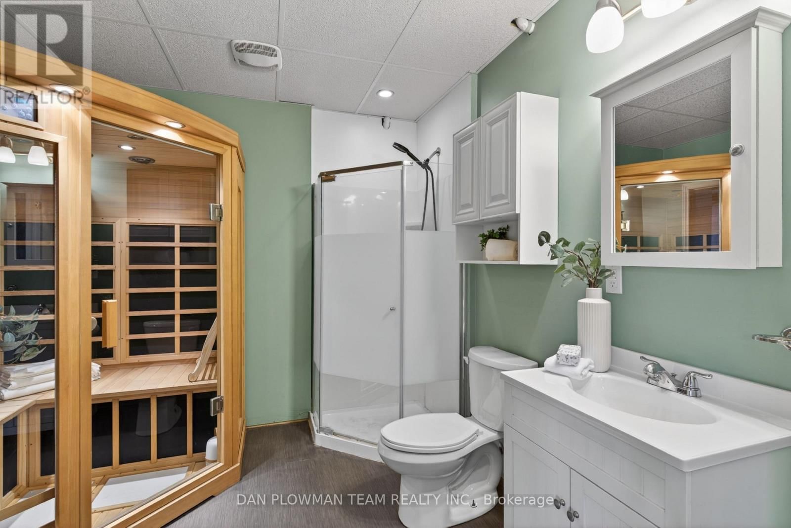 10 SPRINGBANK ROAD Image 31