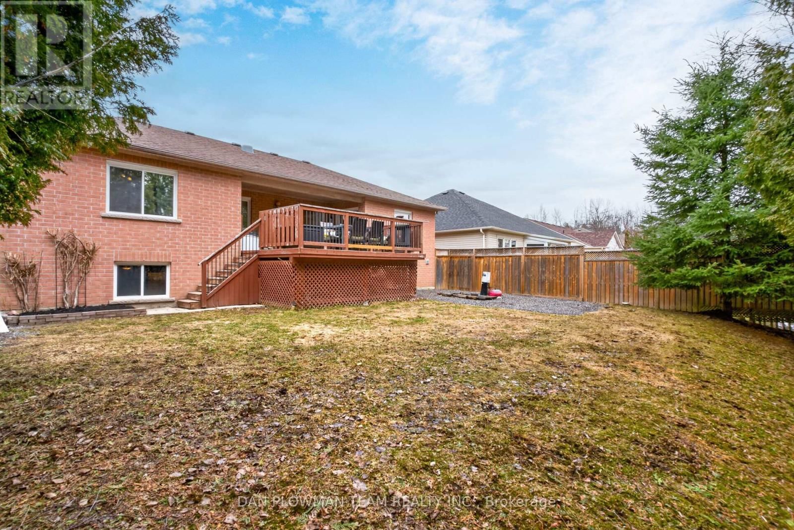 10 SPRINGBANK ROAD Image 33