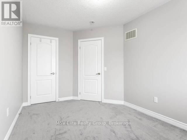 863 COOK CRESCENT Image 27