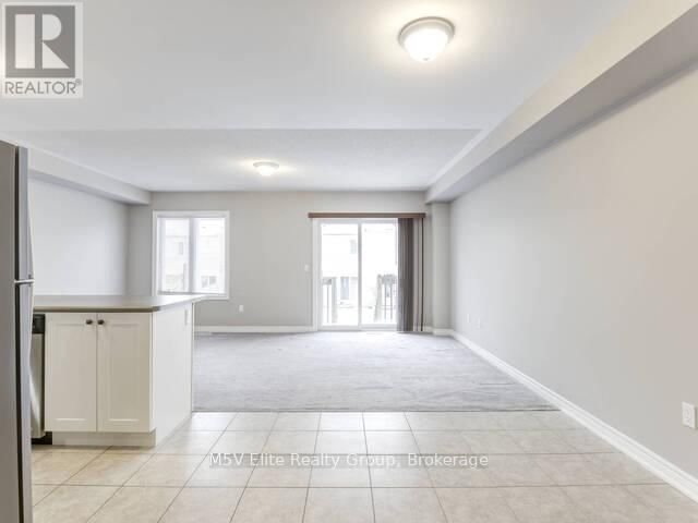 863 COOK CRESCENT Image 5