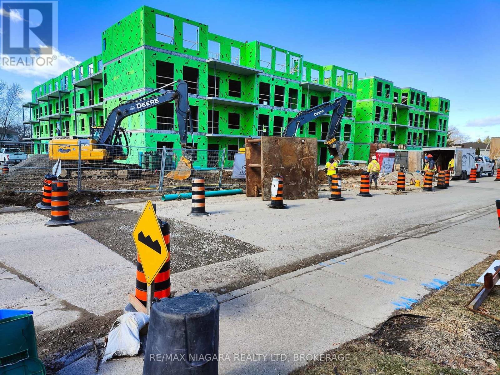 407A - 1024 VANSICKLE ROAD NORTH Image 14