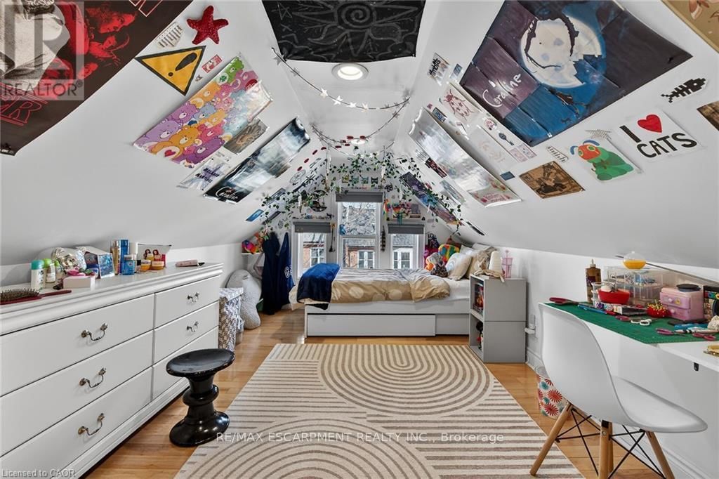 179 BURRIS STREET Image 32