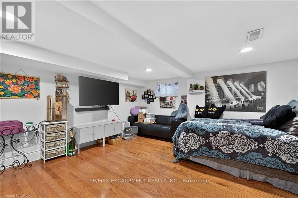 179 BURRIS STREET Image 34