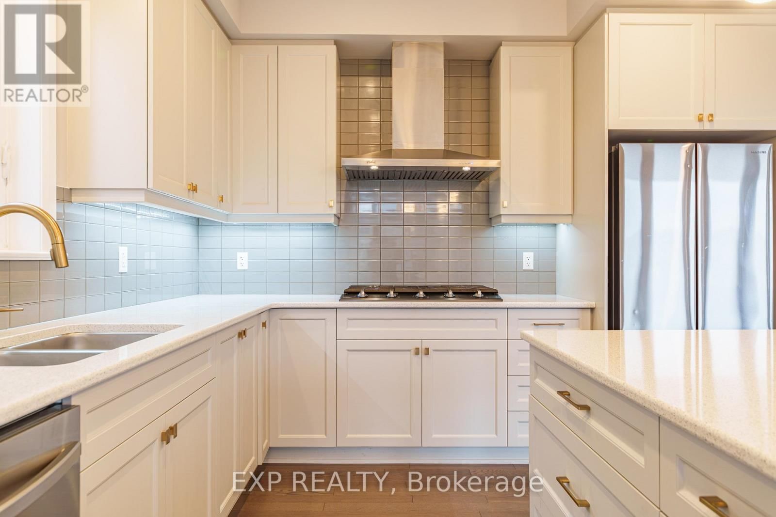 896 SENDERO WAY Image 14