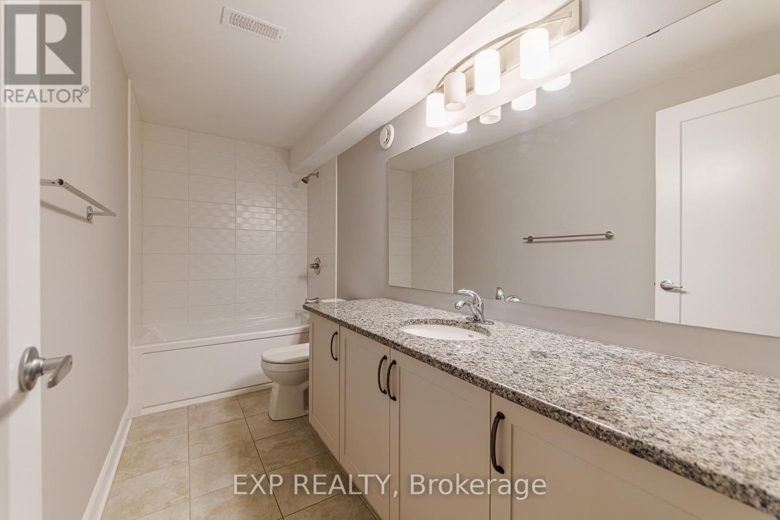 896 SENDERO WAY Image 36