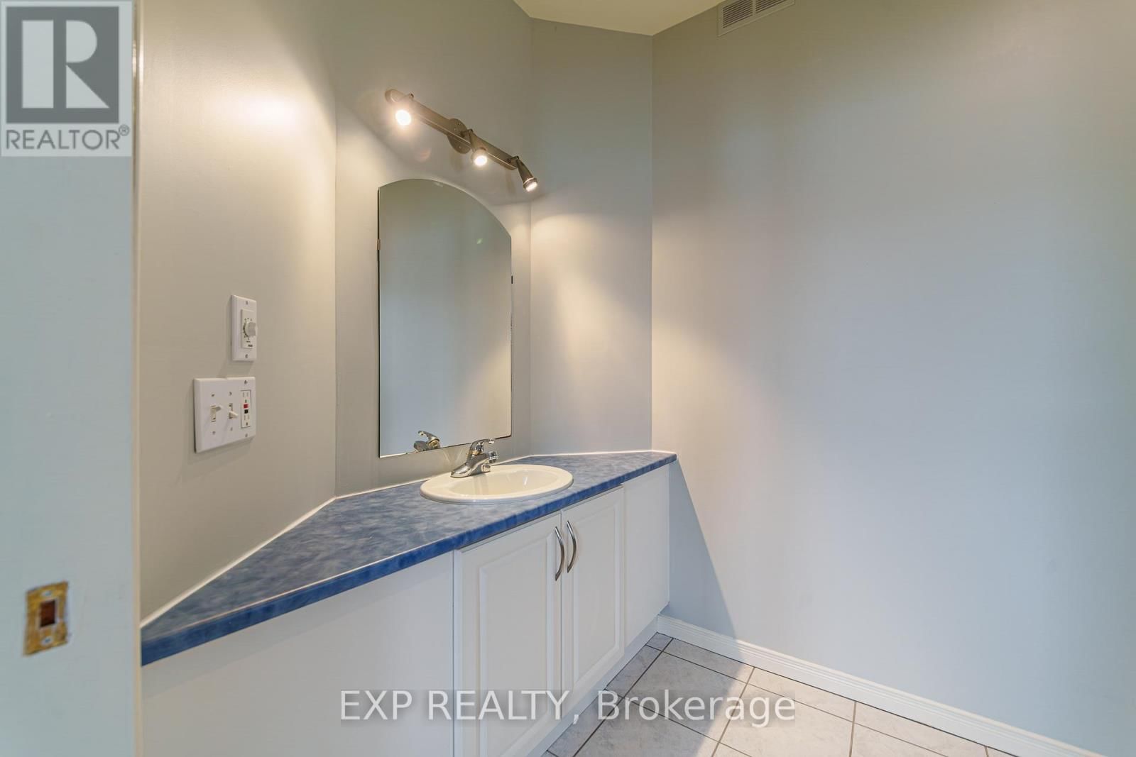 15 RUE HAUTE RIVE STREET Image 15