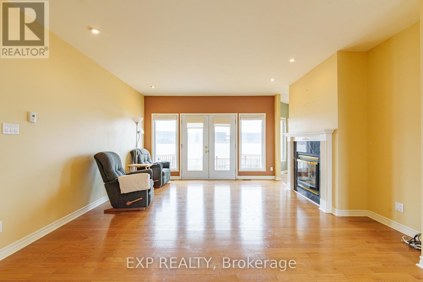 15 RUE HAUTE RIVE STREET Image 3