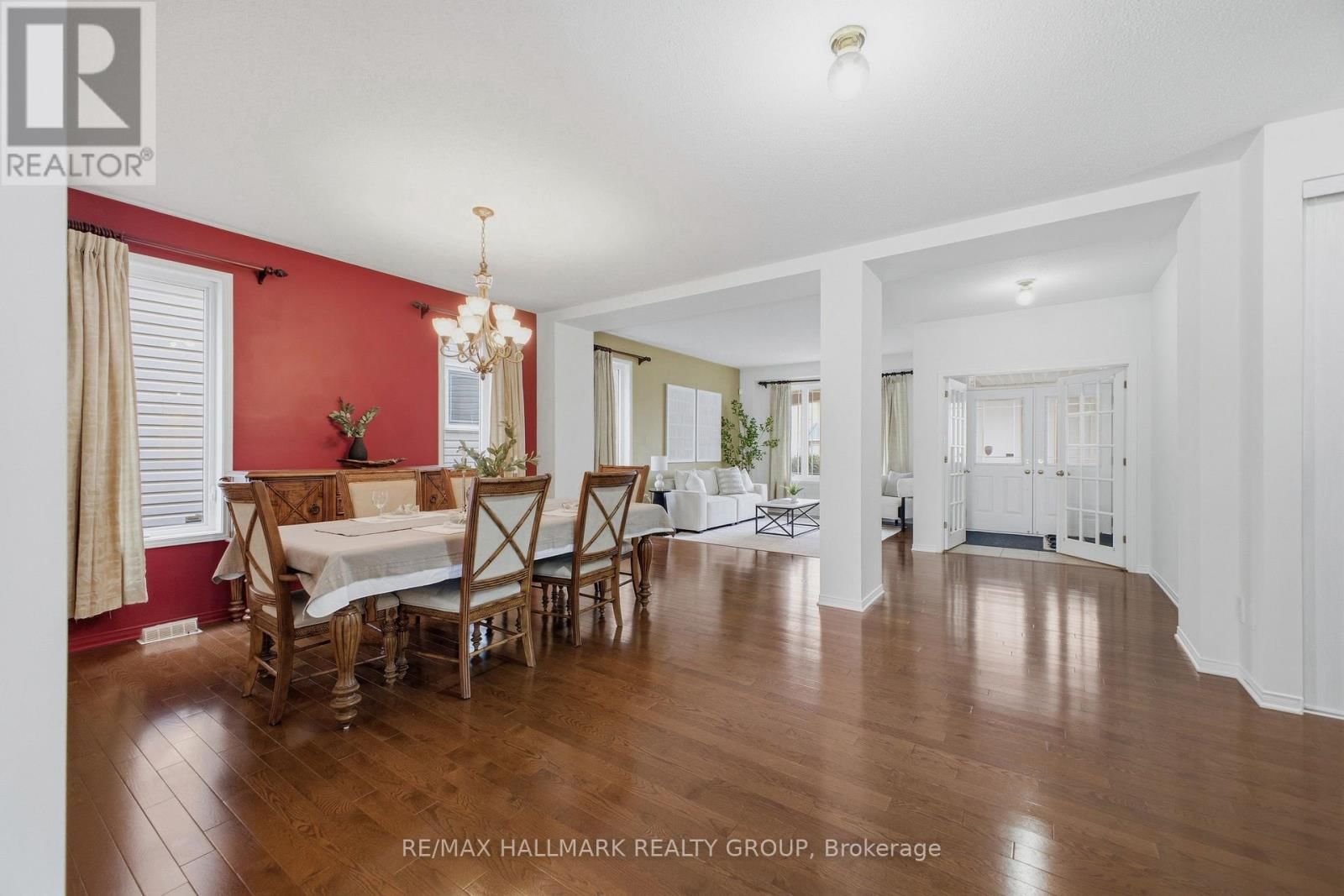 747 LARCASTLE CIRCLE Image 10