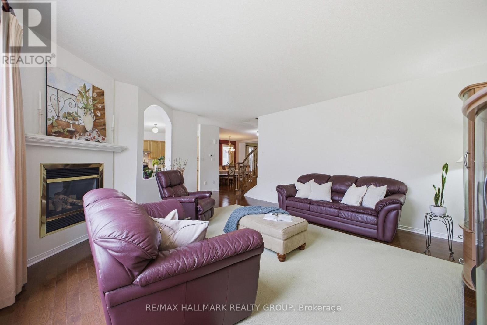 747 LARCASTLE CIRCLE Image 24