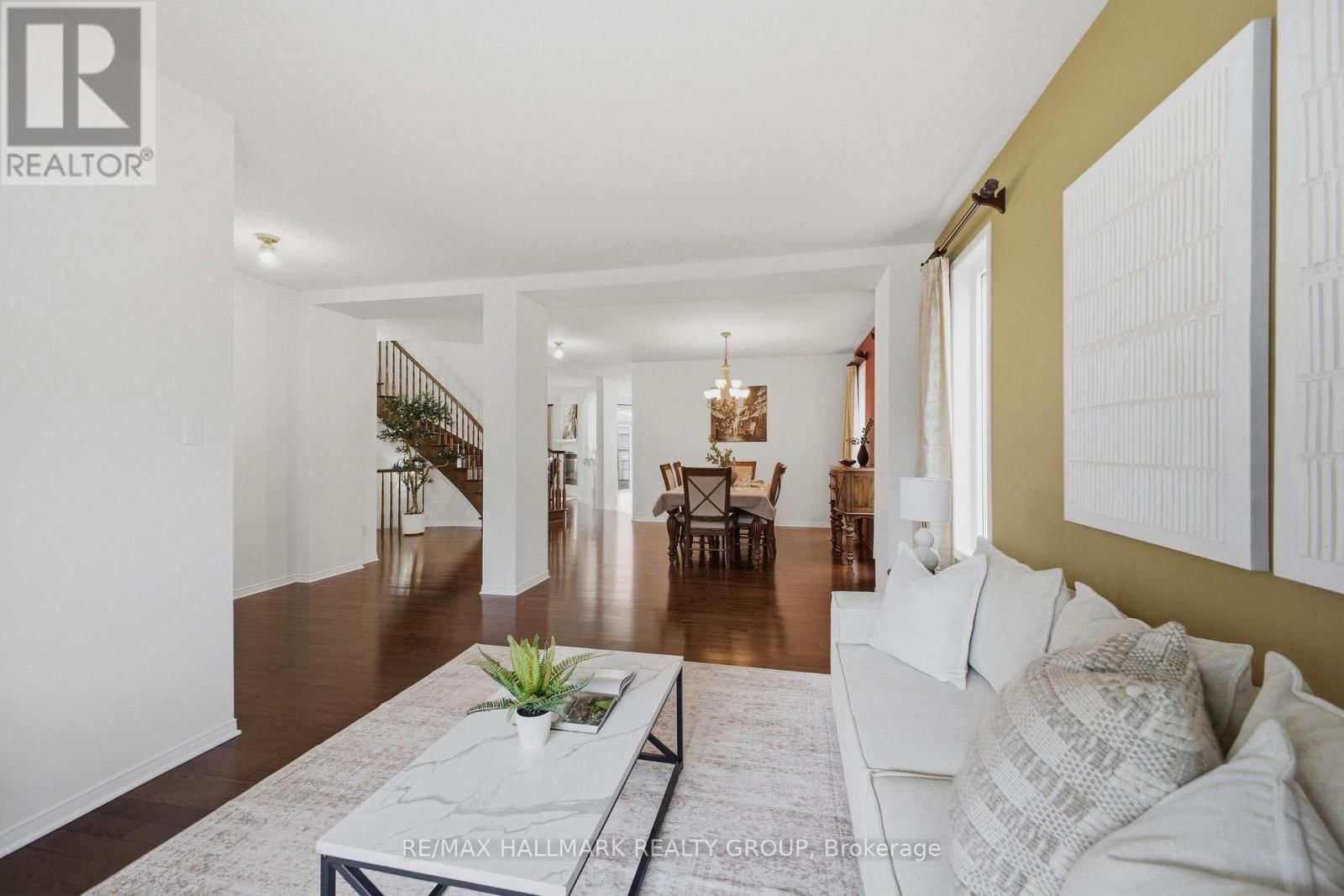 747 LARCASTLE CIRCLE Image 6