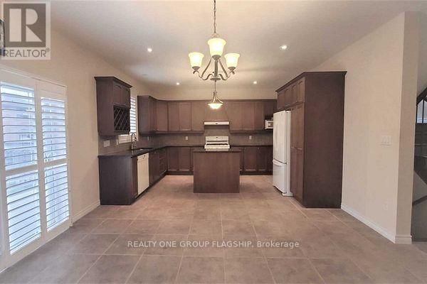 15 SASHA COURT Image 9