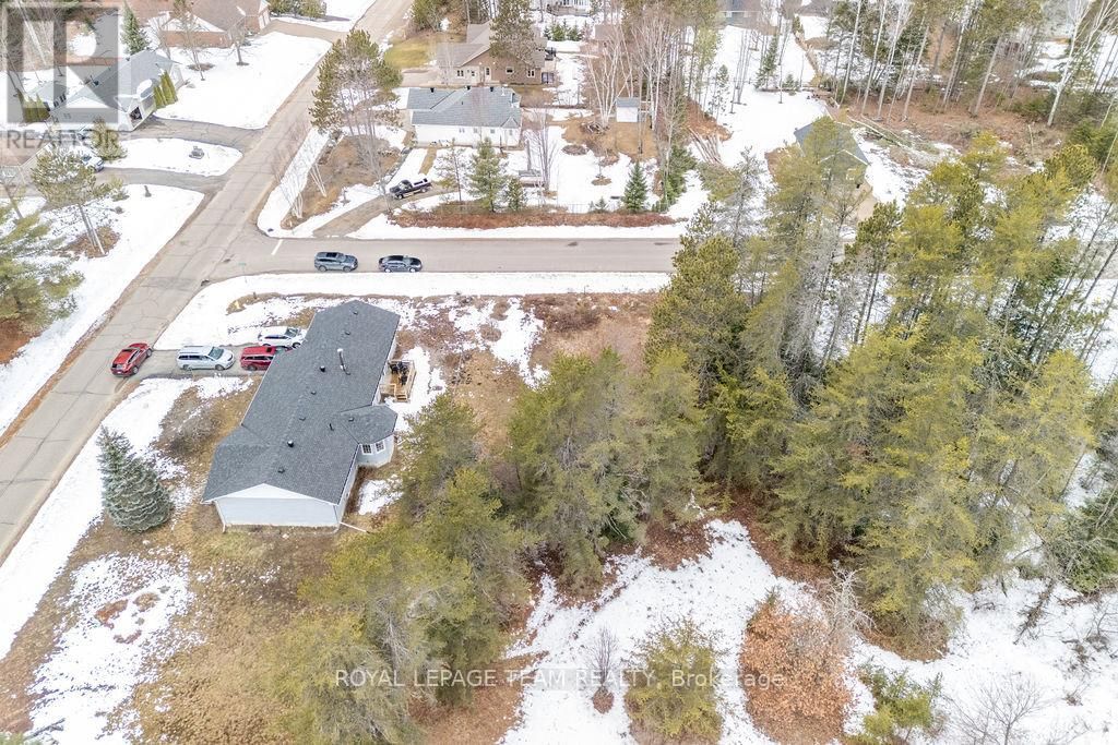 18 BIRCHVIEW DRIVE Image 10