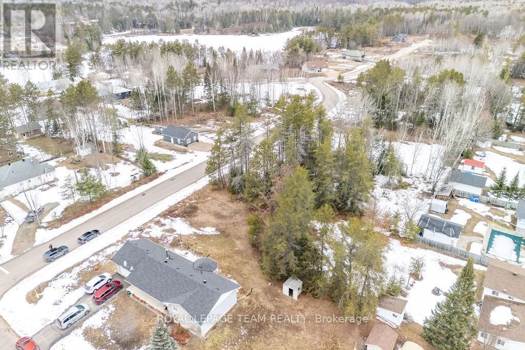 18 BIRCHVIEW DRIVE Image 12