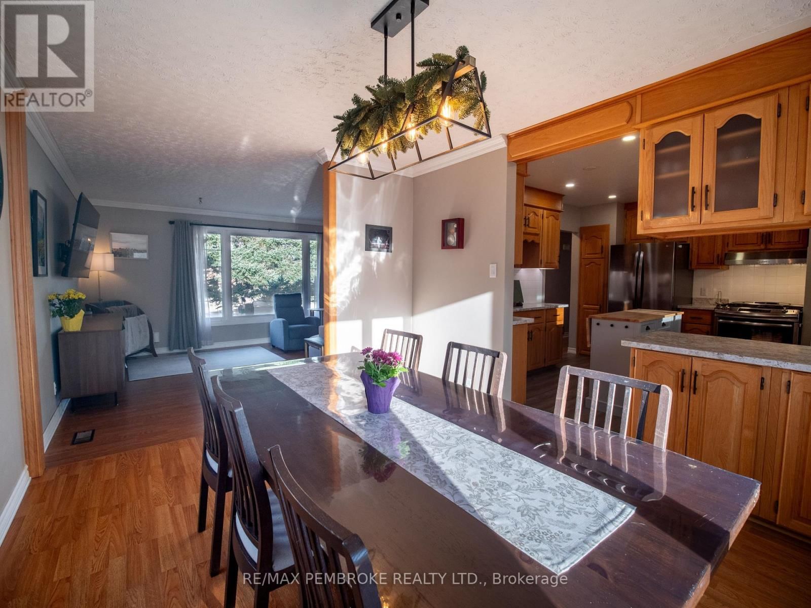 2313 B LINE ROAD Image 10