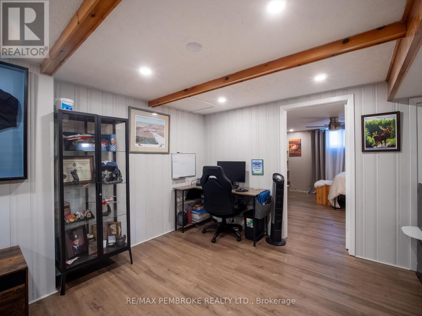 2313 B LINE ROAD Image 20