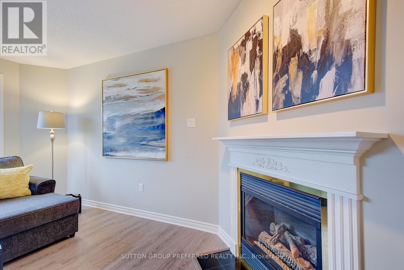 20 - 270 NORTH CENTRE ROAD Image 10