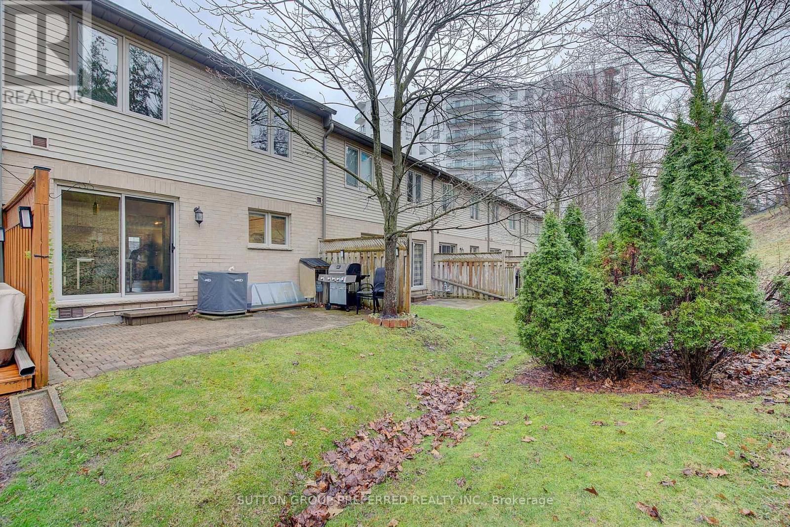 20 - 270 NORTH CENTRE ROAD Image 40