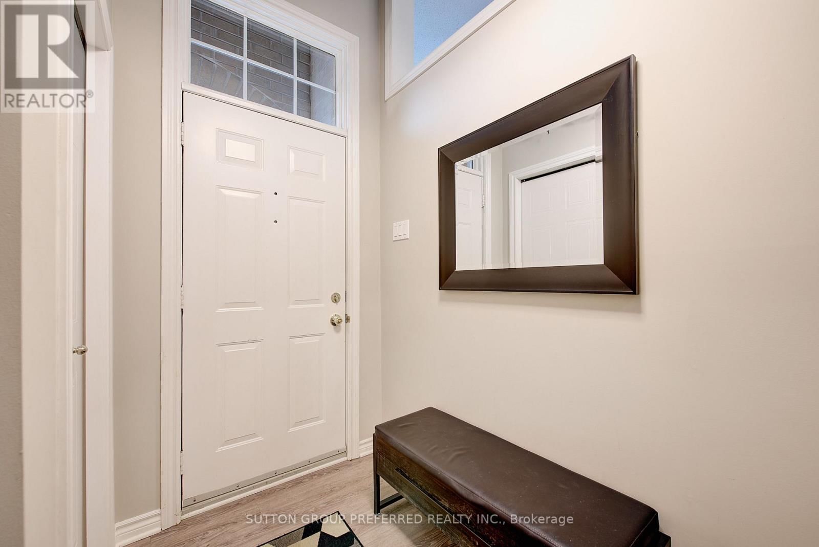 20 - 270 NORTH CENTRE ROAD Image 6