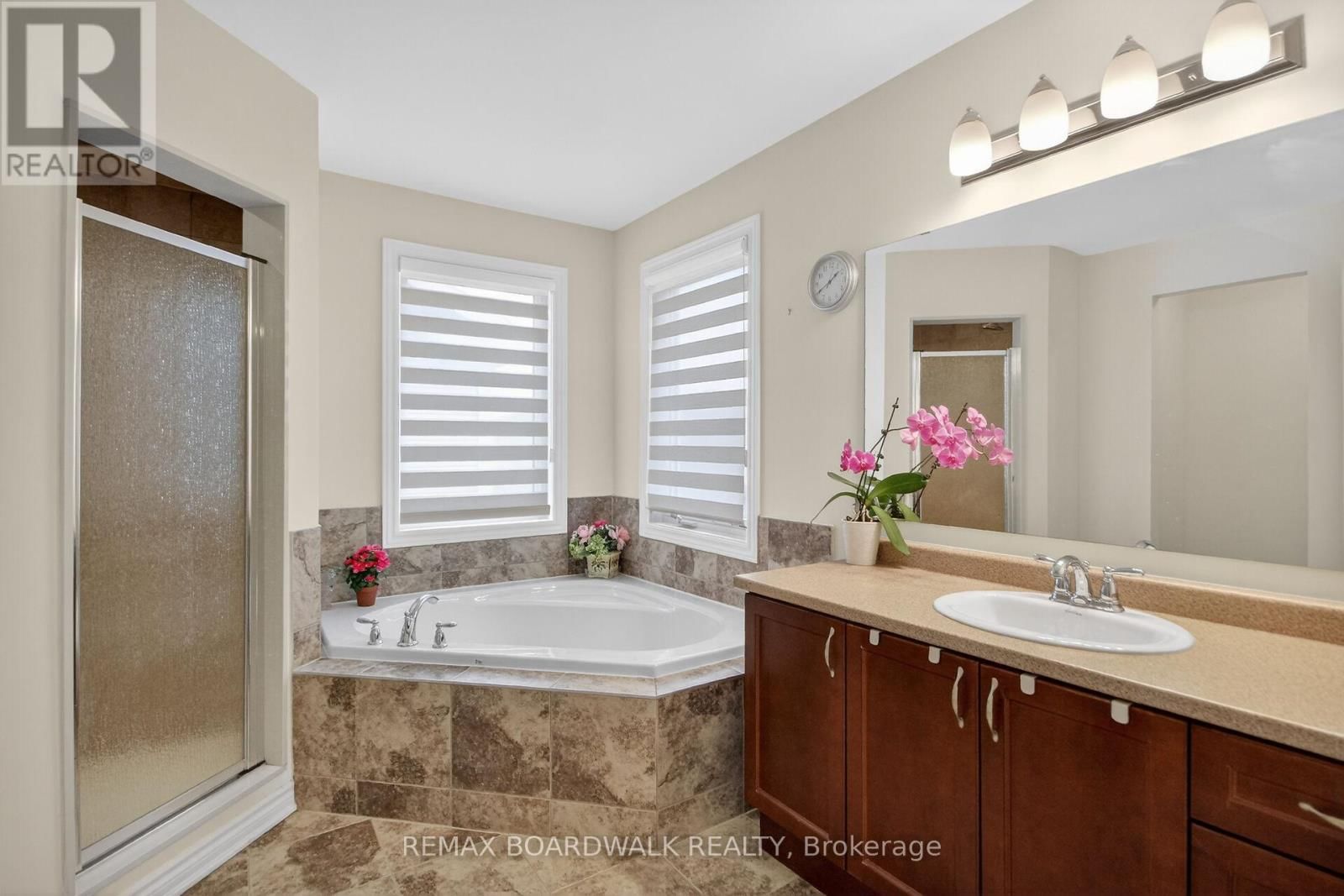 161 FLOWING CREEK CIRCLE Image 18