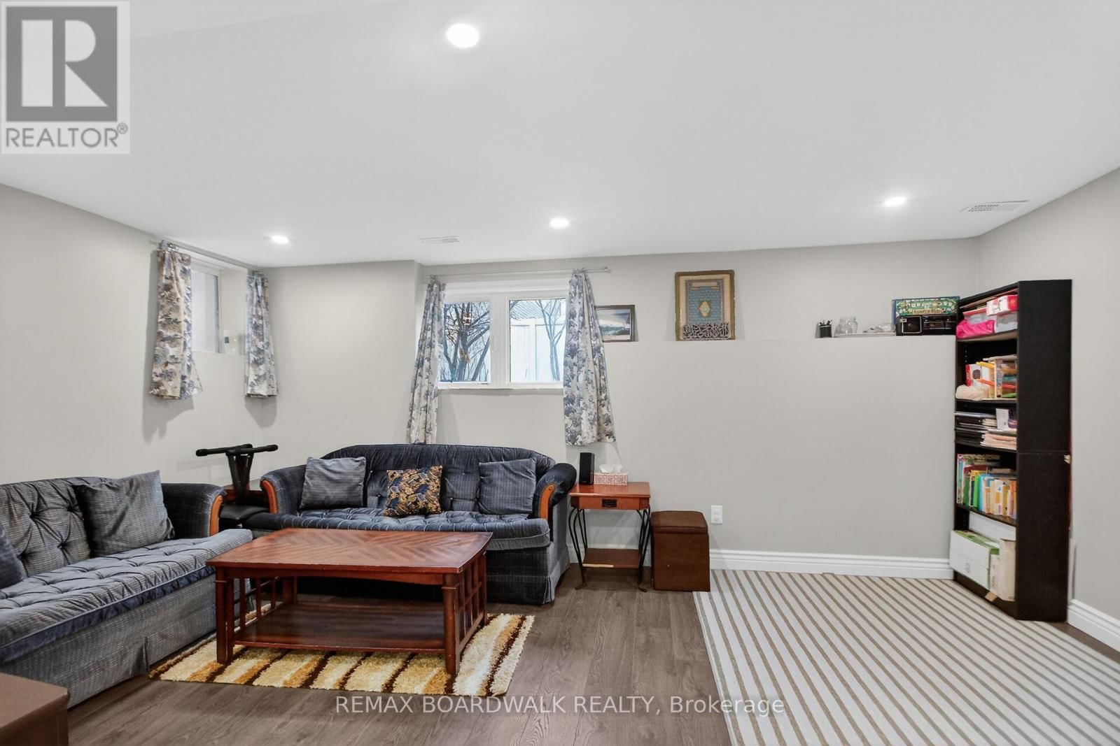 161 FLOWING CREEK CIRCLE Image 23