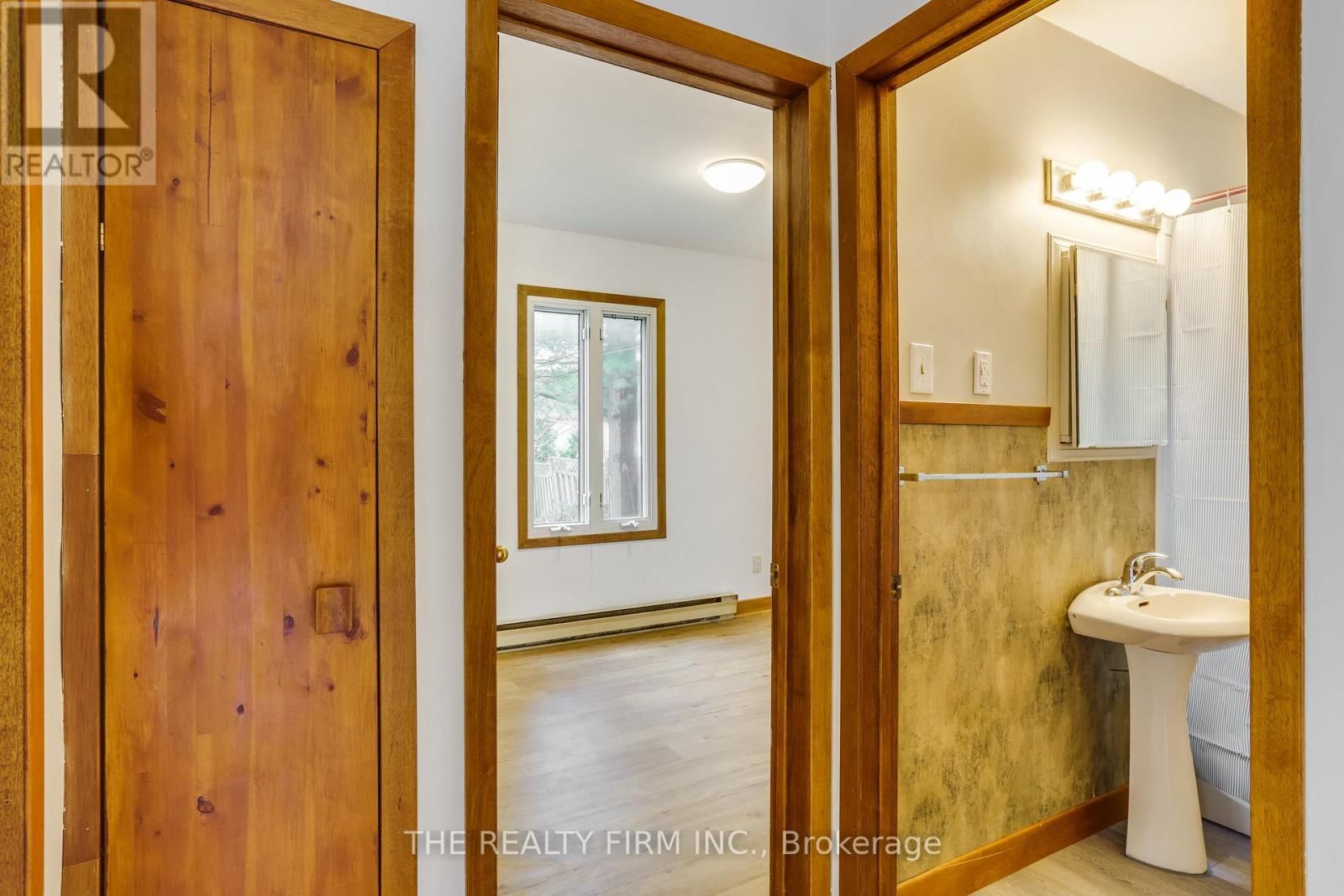 1153 TRAFALGAR STREET Image 19