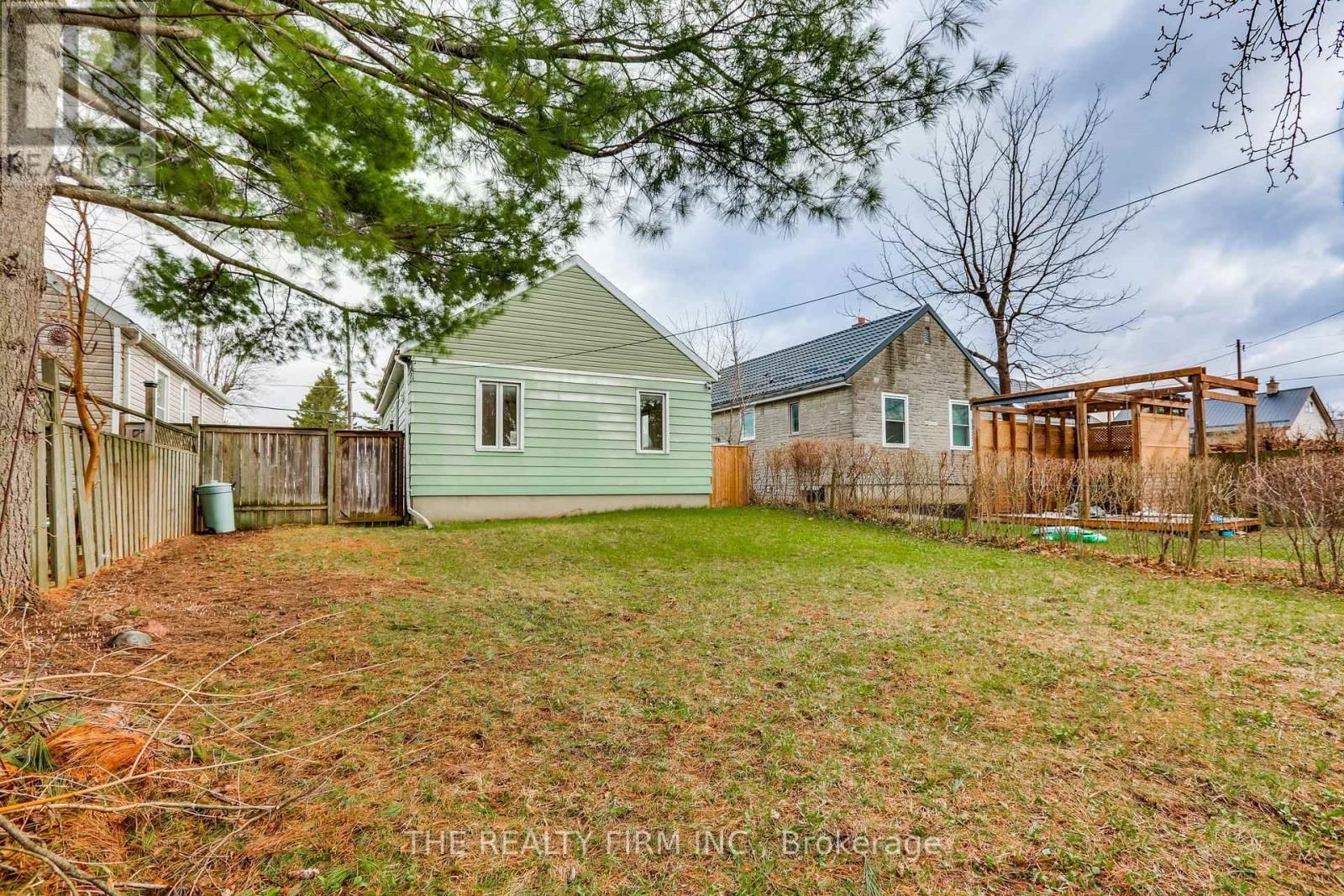 1153 TRAFALGAR STREET Image 45