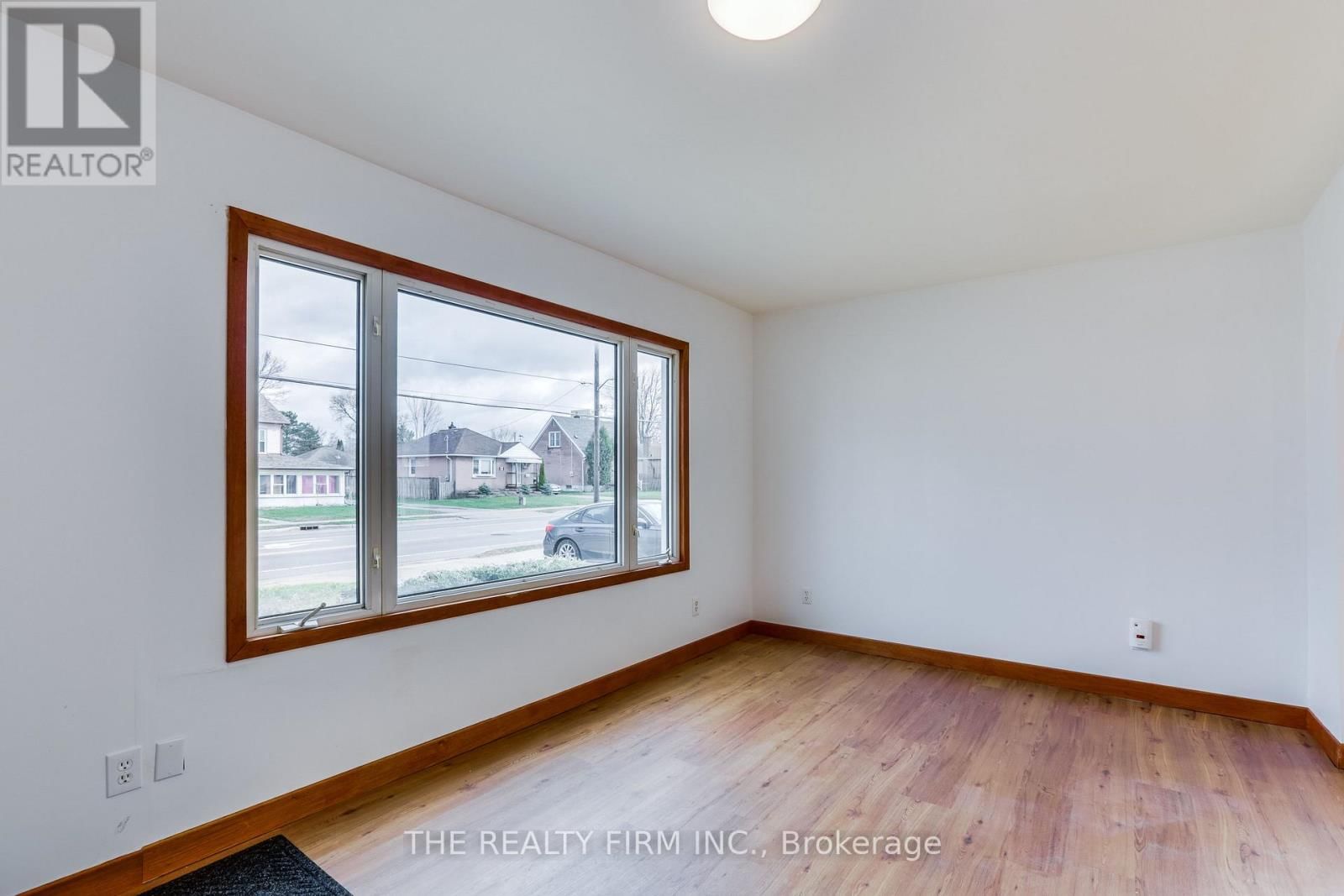 1153 TRAFALGAR STREET Image 8