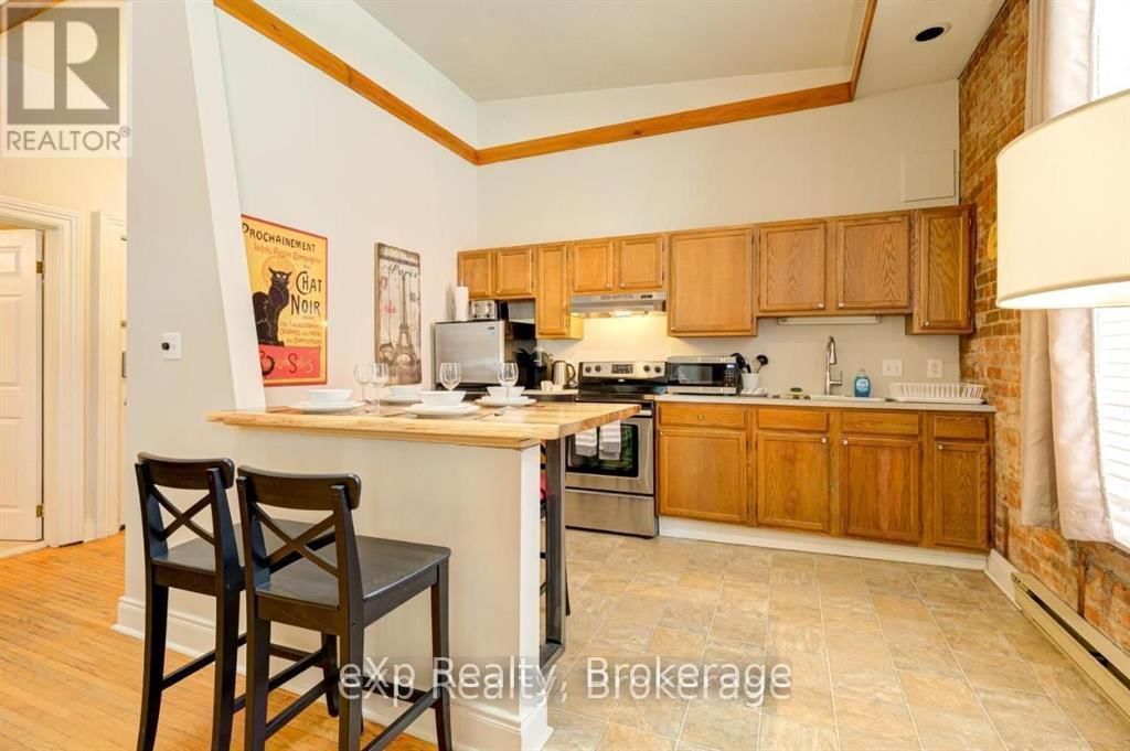 100 DOWNIE STREET Image 7