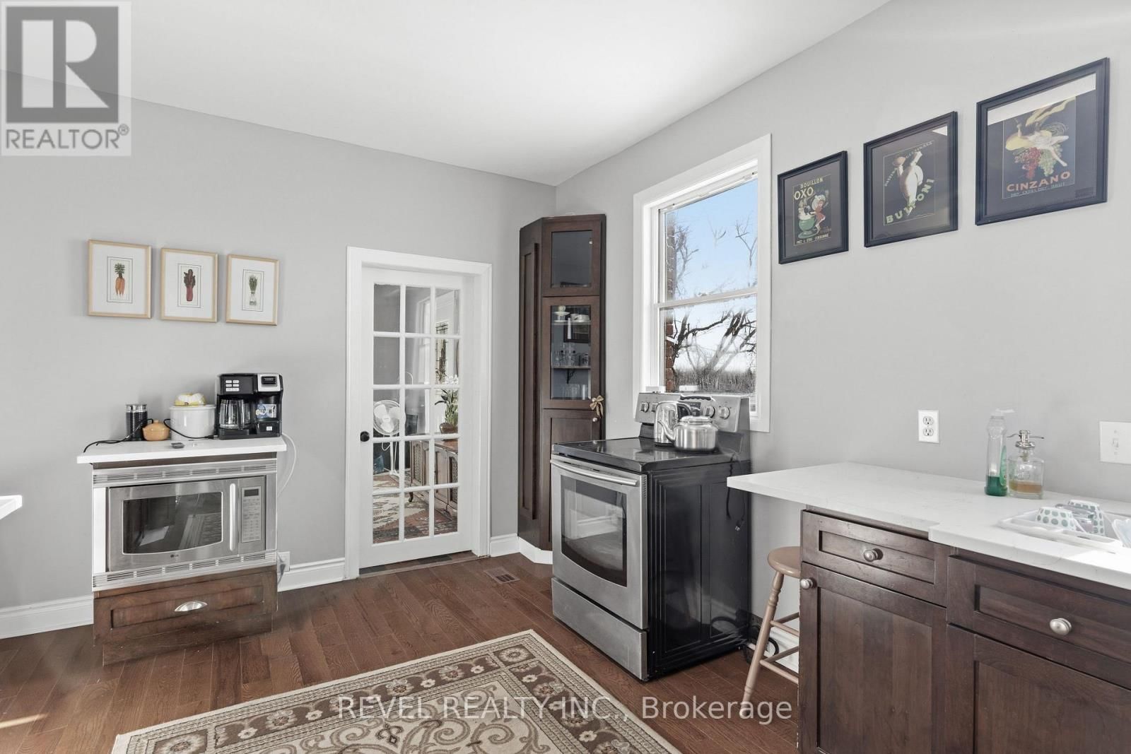 1804 STURGEON ROAD Image 20