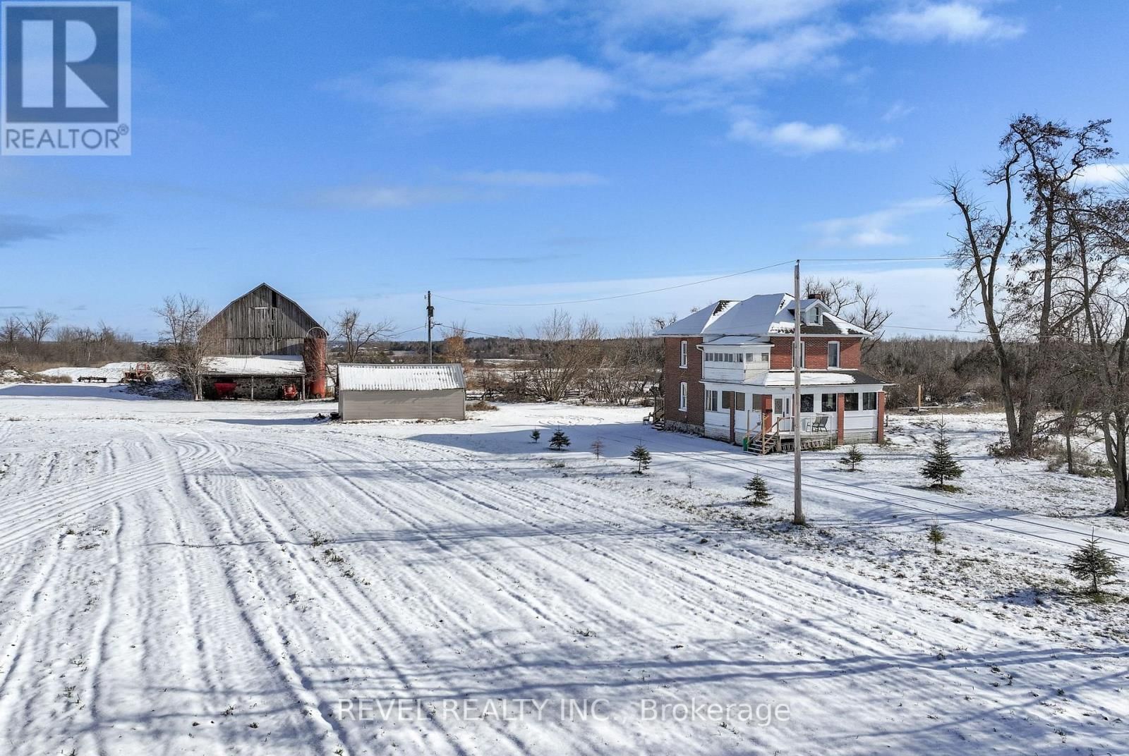 1804 STURGEON ROAD Image 45