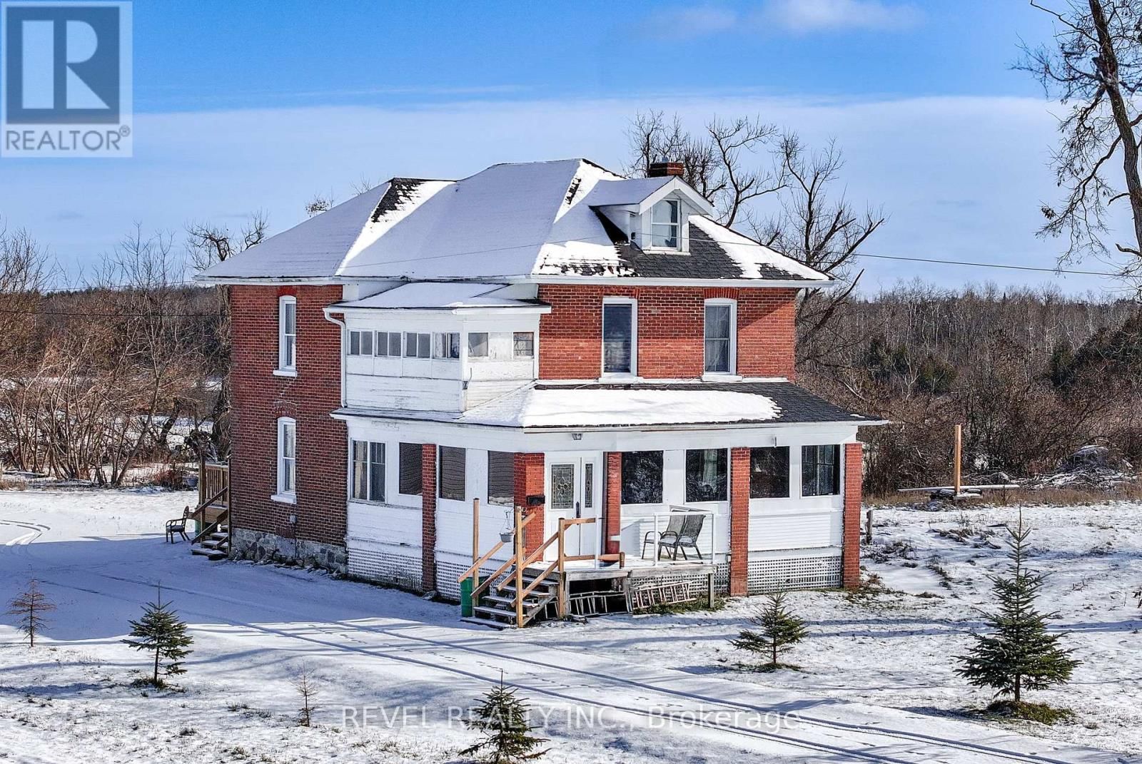 1804 STURGEON ROAD Image 47