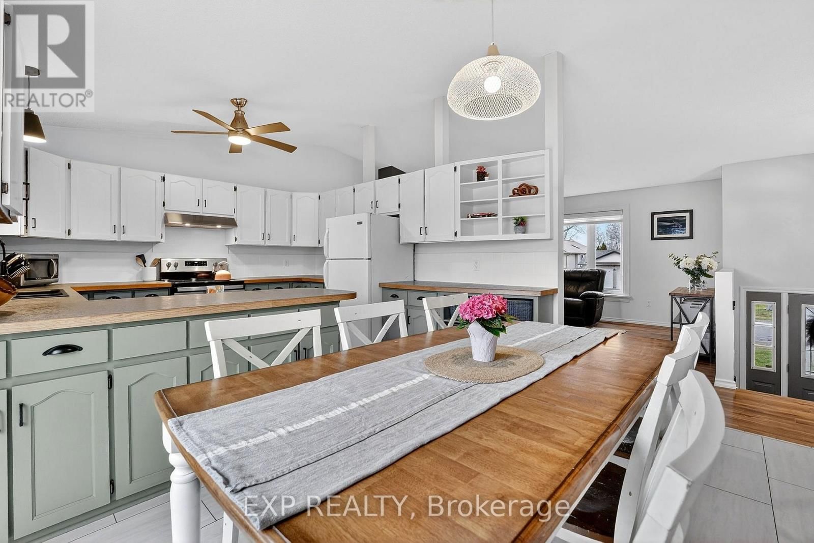 414 FAIRVIEW ROAD Image 12