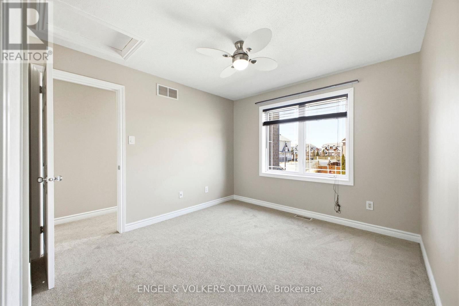 234 BRANTHAVEN STREET Image 10