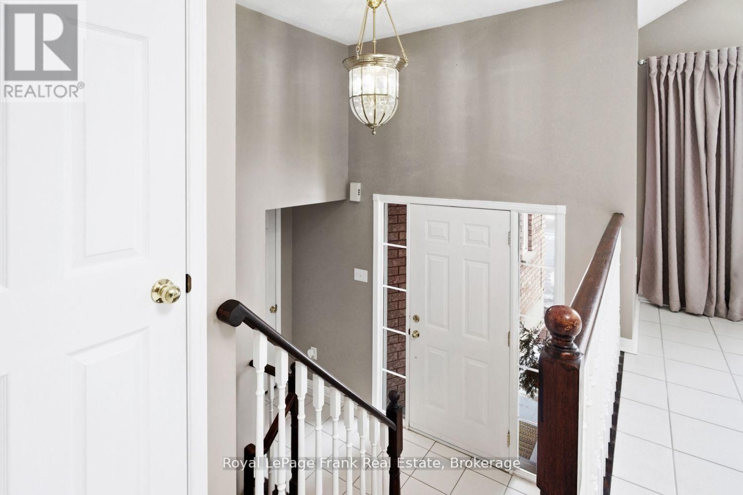 284 ROCKINGHAM COURT Image 3