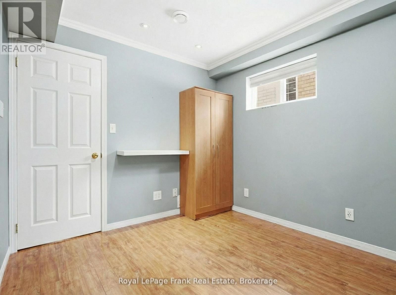 284 ROCKINGHAM COURT Image 30