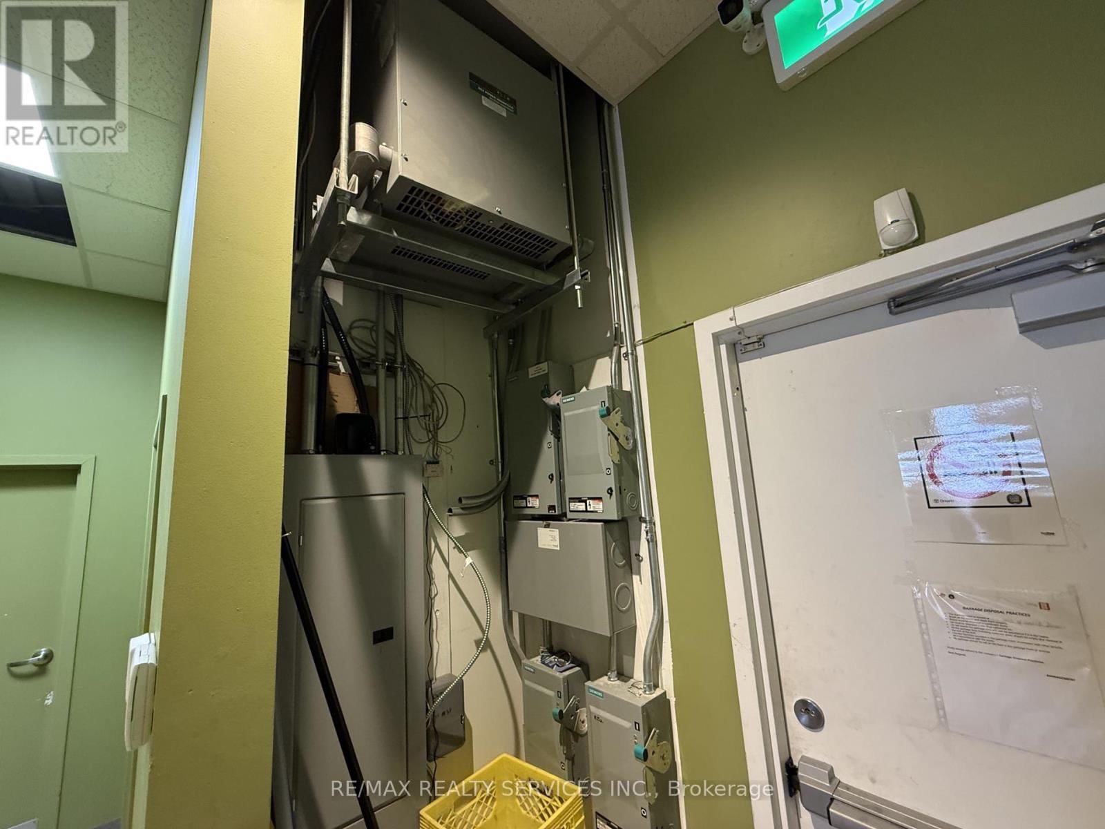 5 - 589 FAIRWAY ROAD SOUTH Image 20